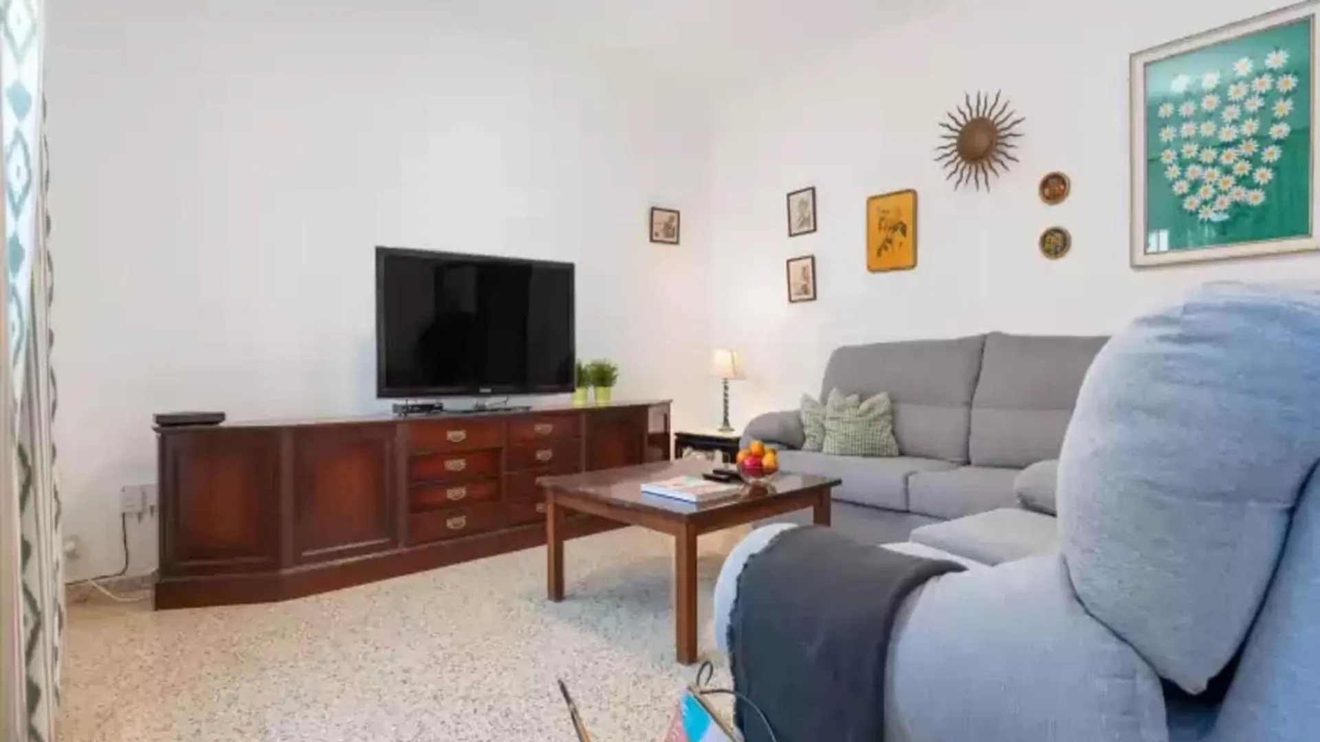 Pleasant Apartment Near Centre カン・ピカフォルト